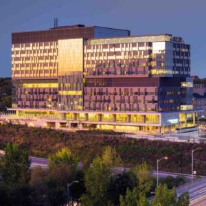Modernist hospital in Toronto, equipped with permanent roof anchors and window washing davits